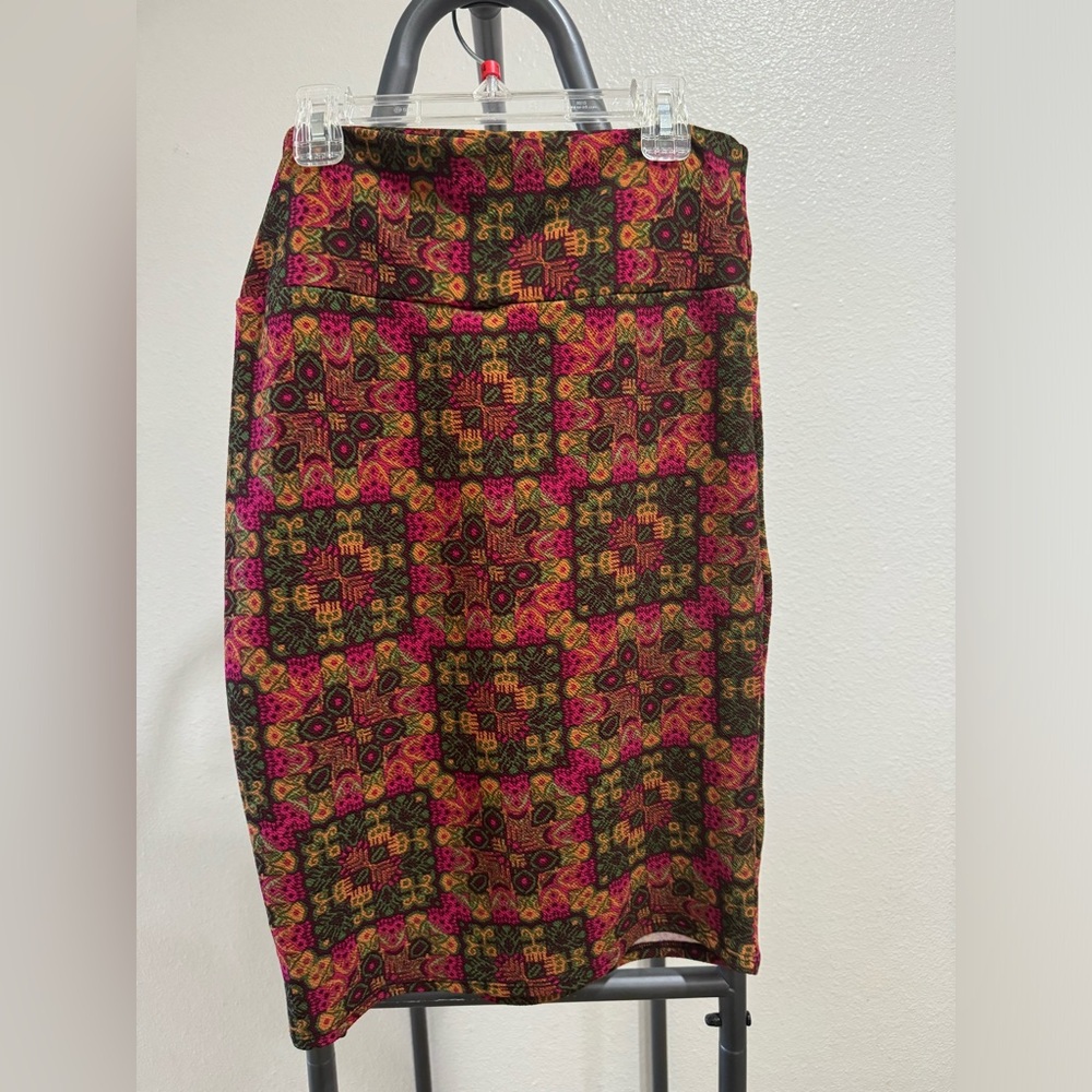 Lularoe Cassie Skirt brand new with tags size small